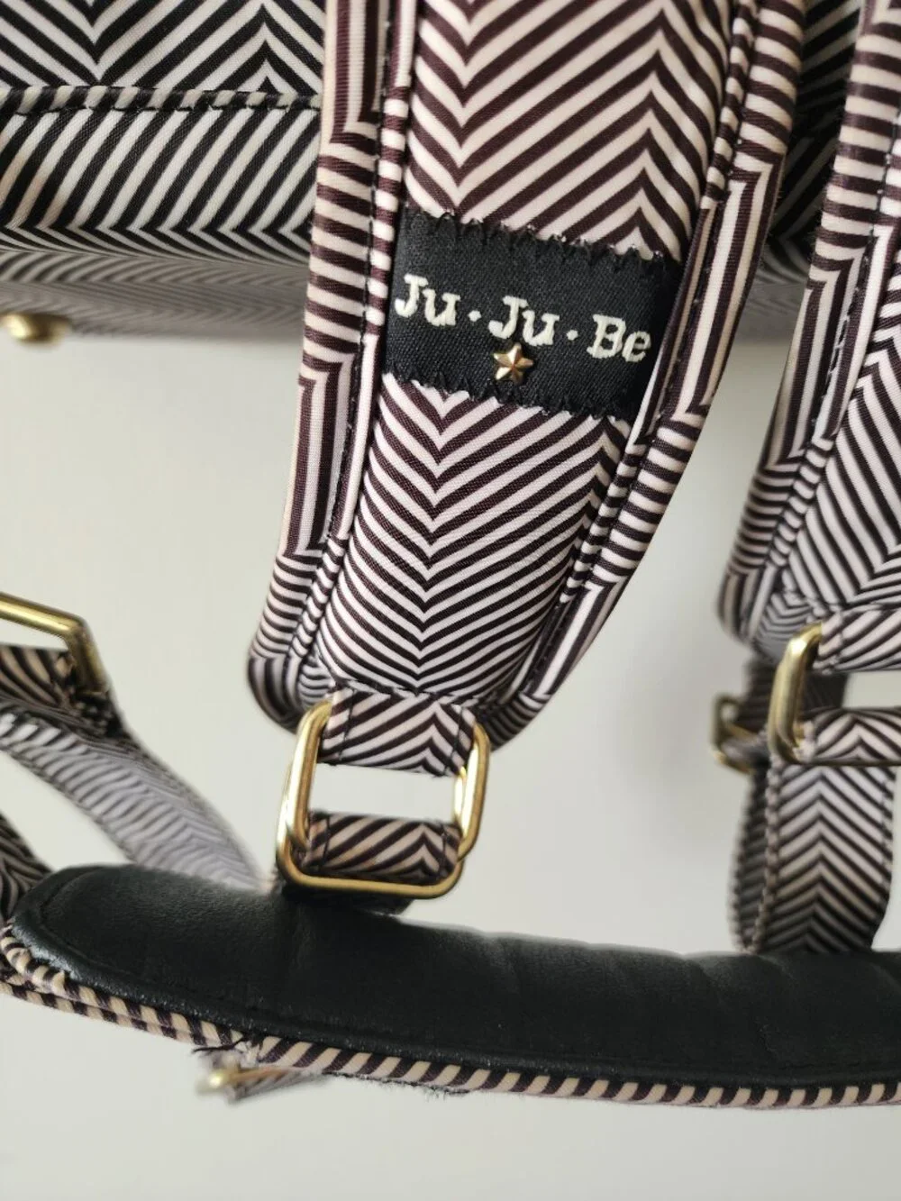 Ju-Ju-Be Be Right Back BRB Backpack Diaper Bag The Commodore Chevron Stripe